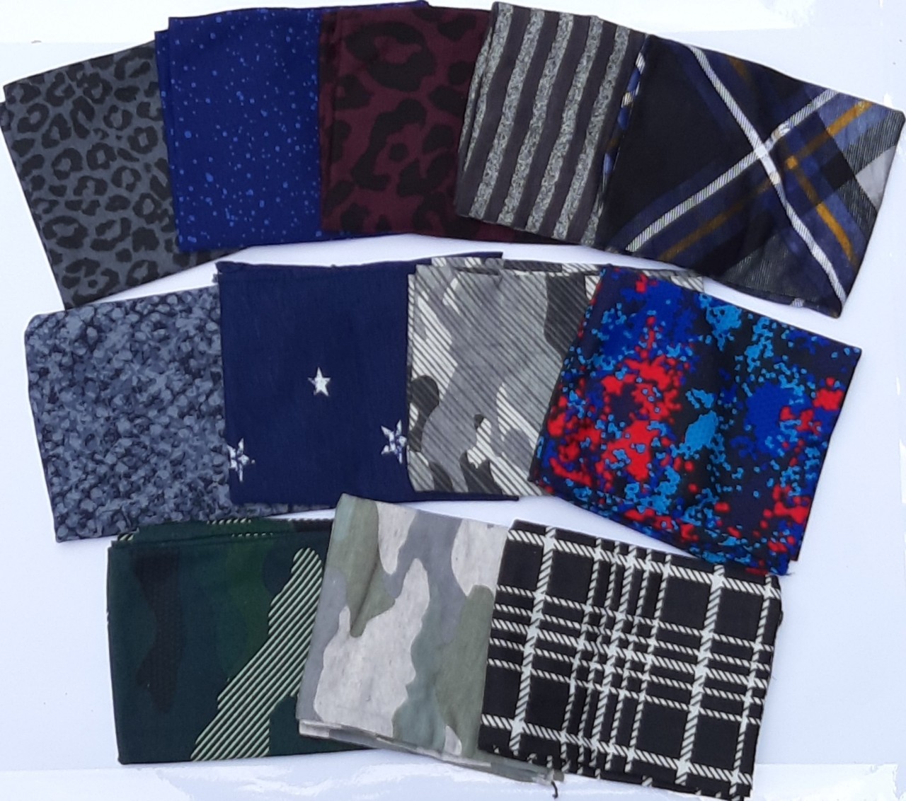 [HCM] Multi-purpose towel for backpacking, thick fabric, dustproof mask (Random color delivery)