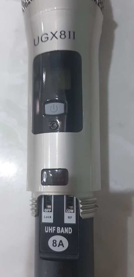 Tay Mic UGX 8II