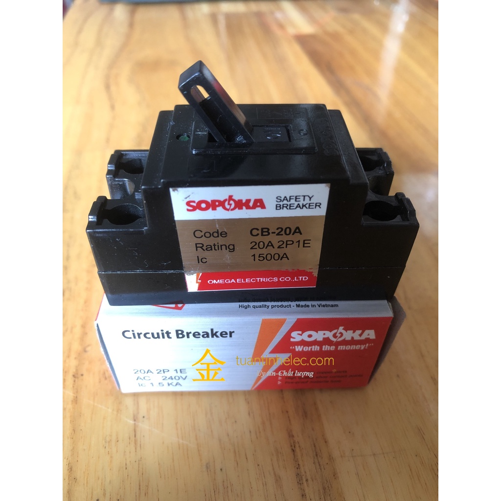 Aptomat Sopoka CB 30A-240V