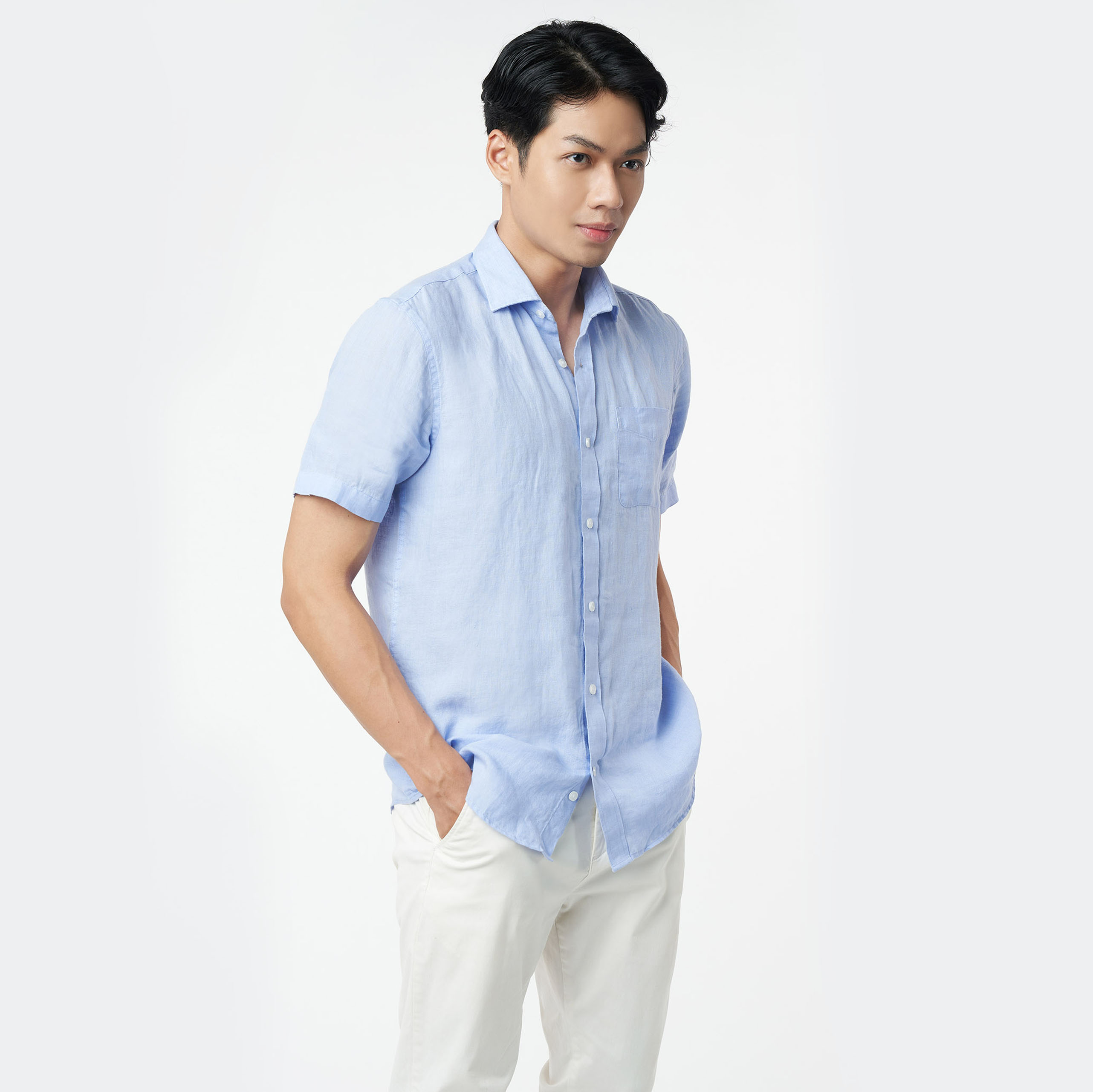 NINOMAXX Áo sơ mi Linen Basic nam tay ngắn 2203043