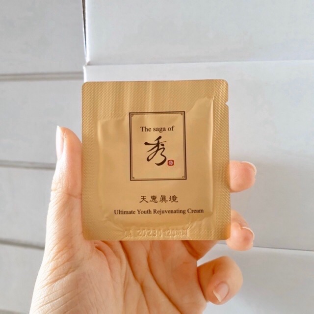 [HCM]Combo 10 Gói Kem Ultimate Trẻ Hóa Da Cao Cấp Nhất Saga| -