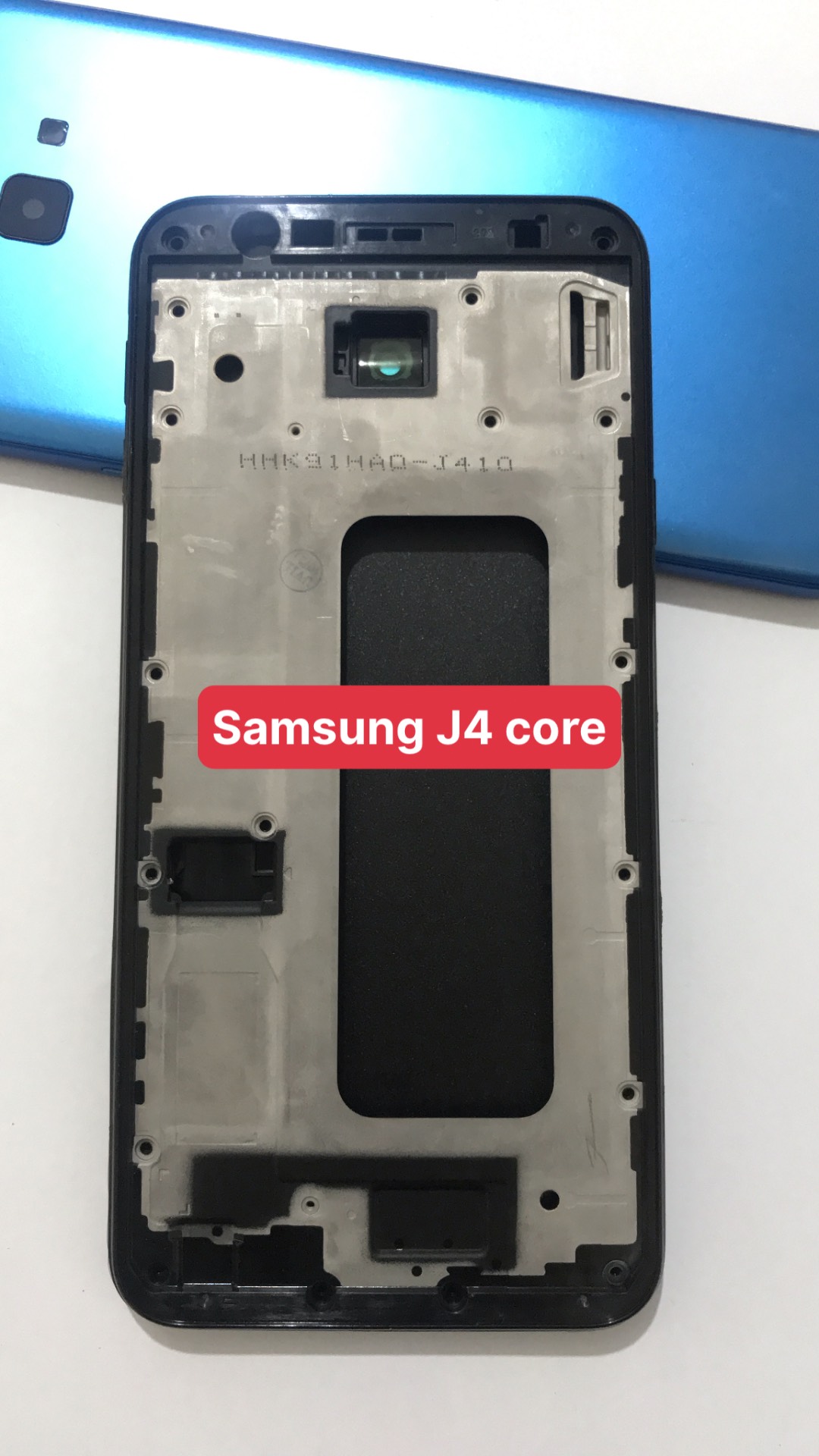 Bộ vỏ Samsung J4 core ( bộ gồm lưng ,sườn ,nút bấm ,kính camera )