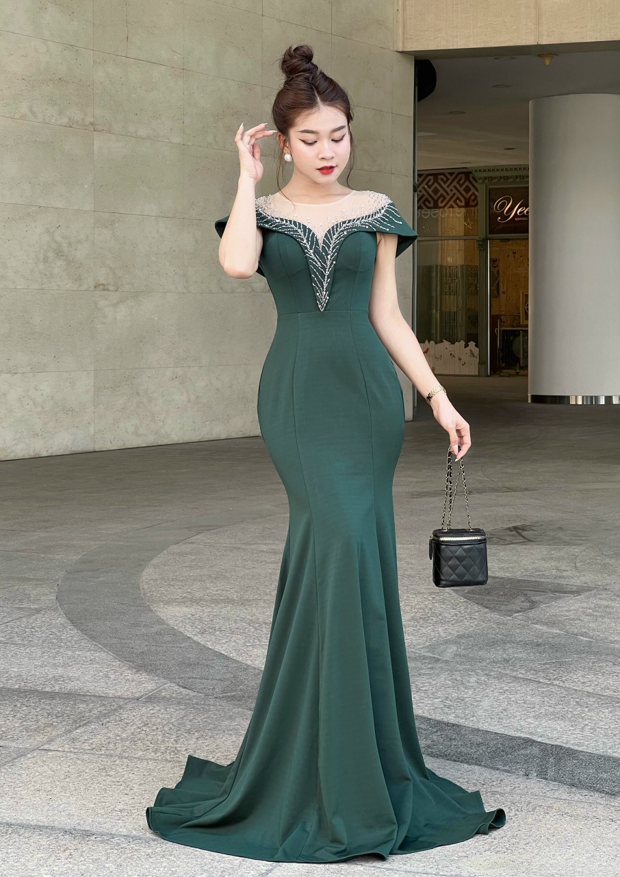 Đầm dạ hội đuôi cá tay choàng phối lưới - YB221237