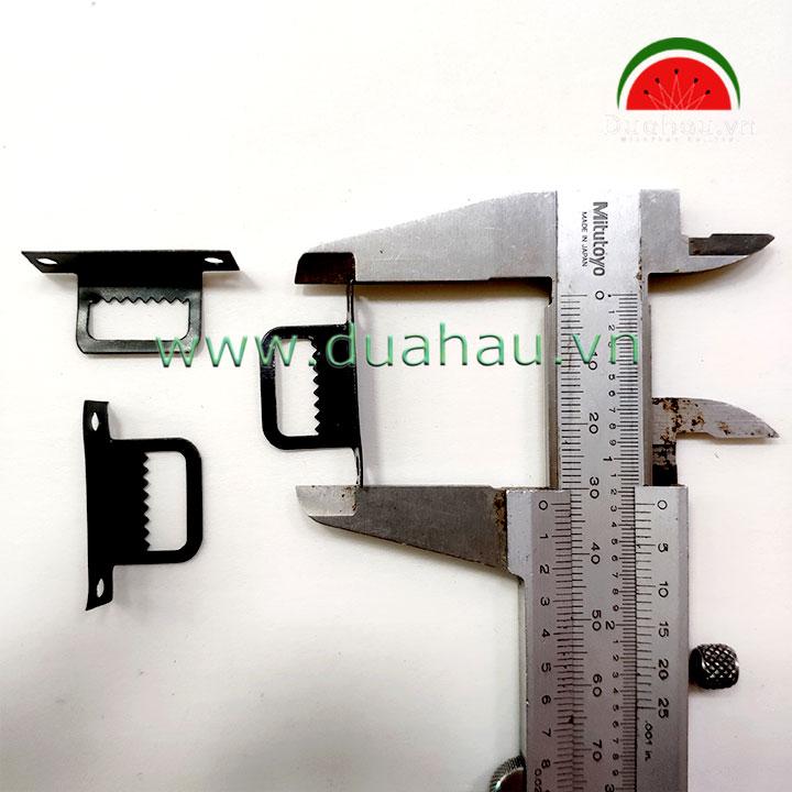 [HCM]Móc Treo Sắt L - Răng Cưa Đen - 1 Bịch 500gr
