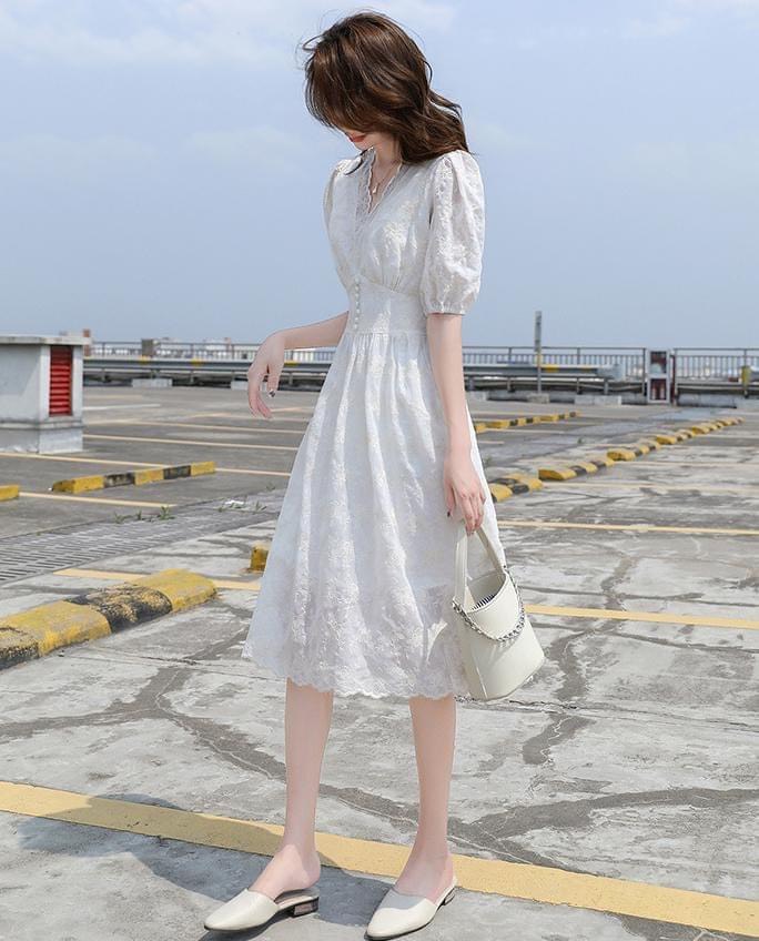 Váy maxi trắng