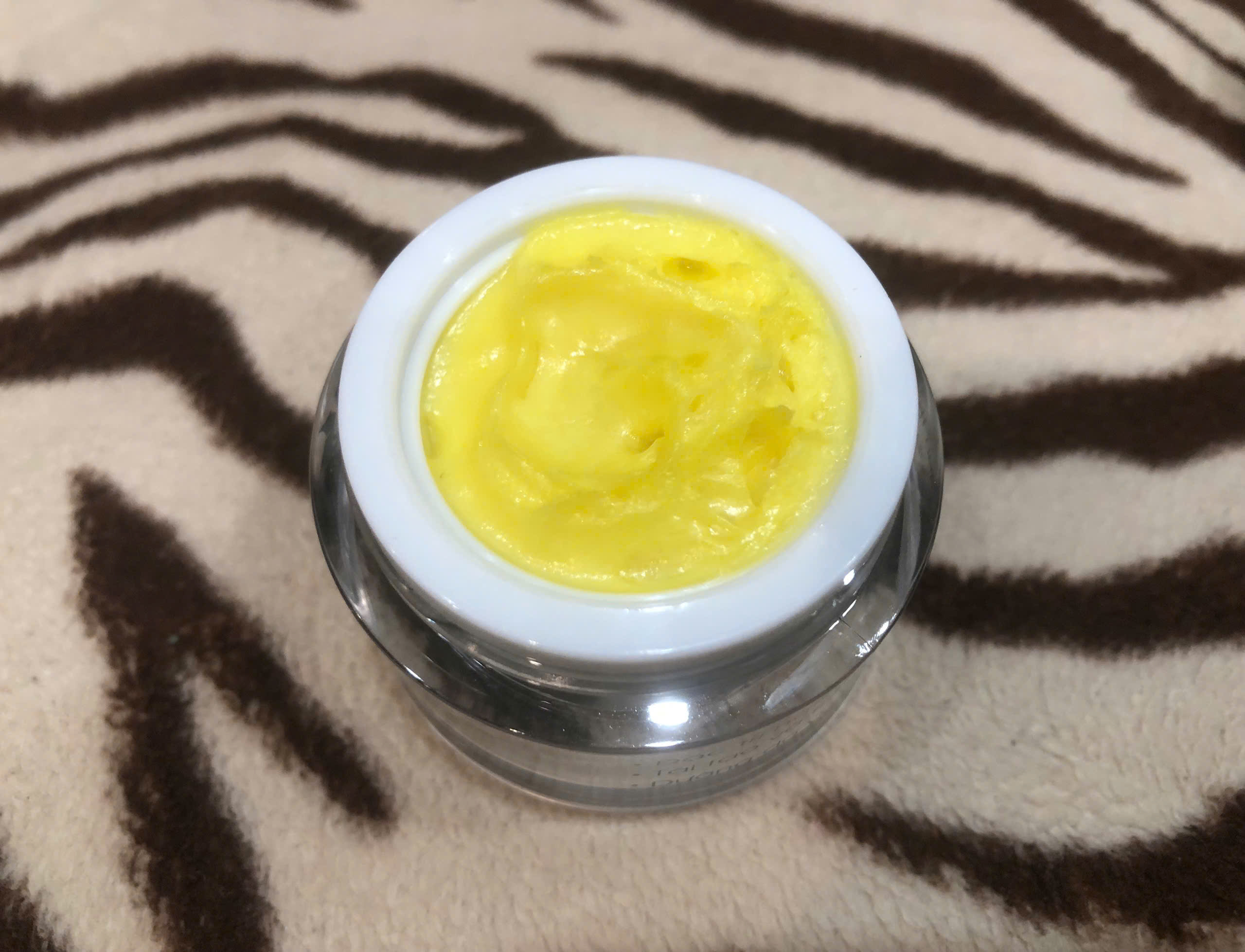 Kem gia truyền hoàng cung