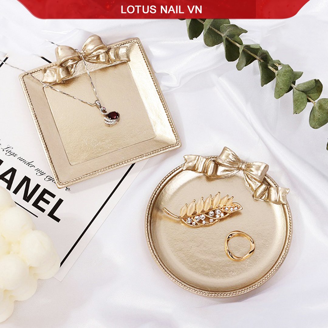 Phụ kiện chụp ảnh mẫu nail siêu xinh