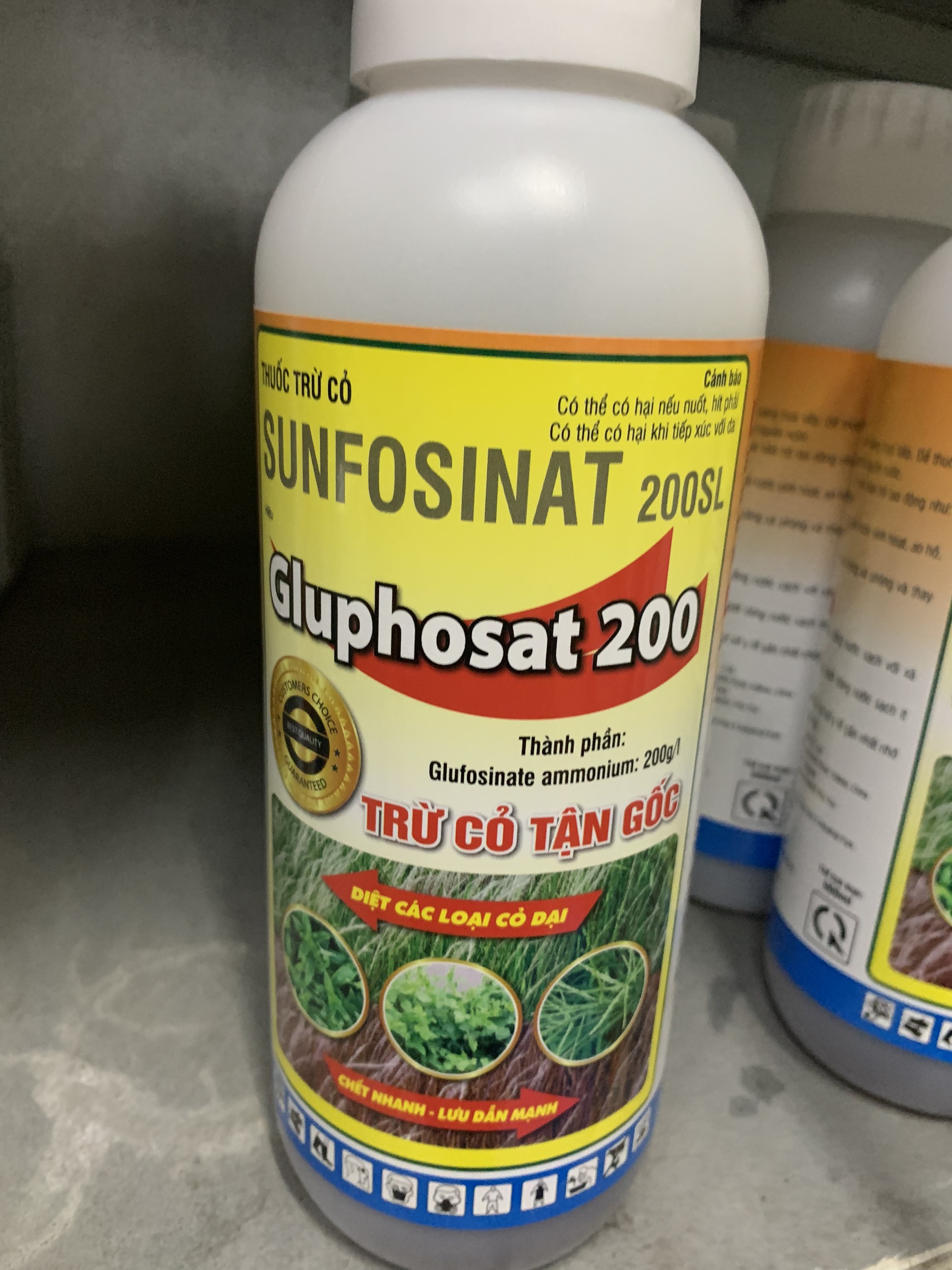 THUỐC DIỆT CỎ KHAI HOANG GLUPHOSAT 900ml (CHẾT CỎ SẬY)