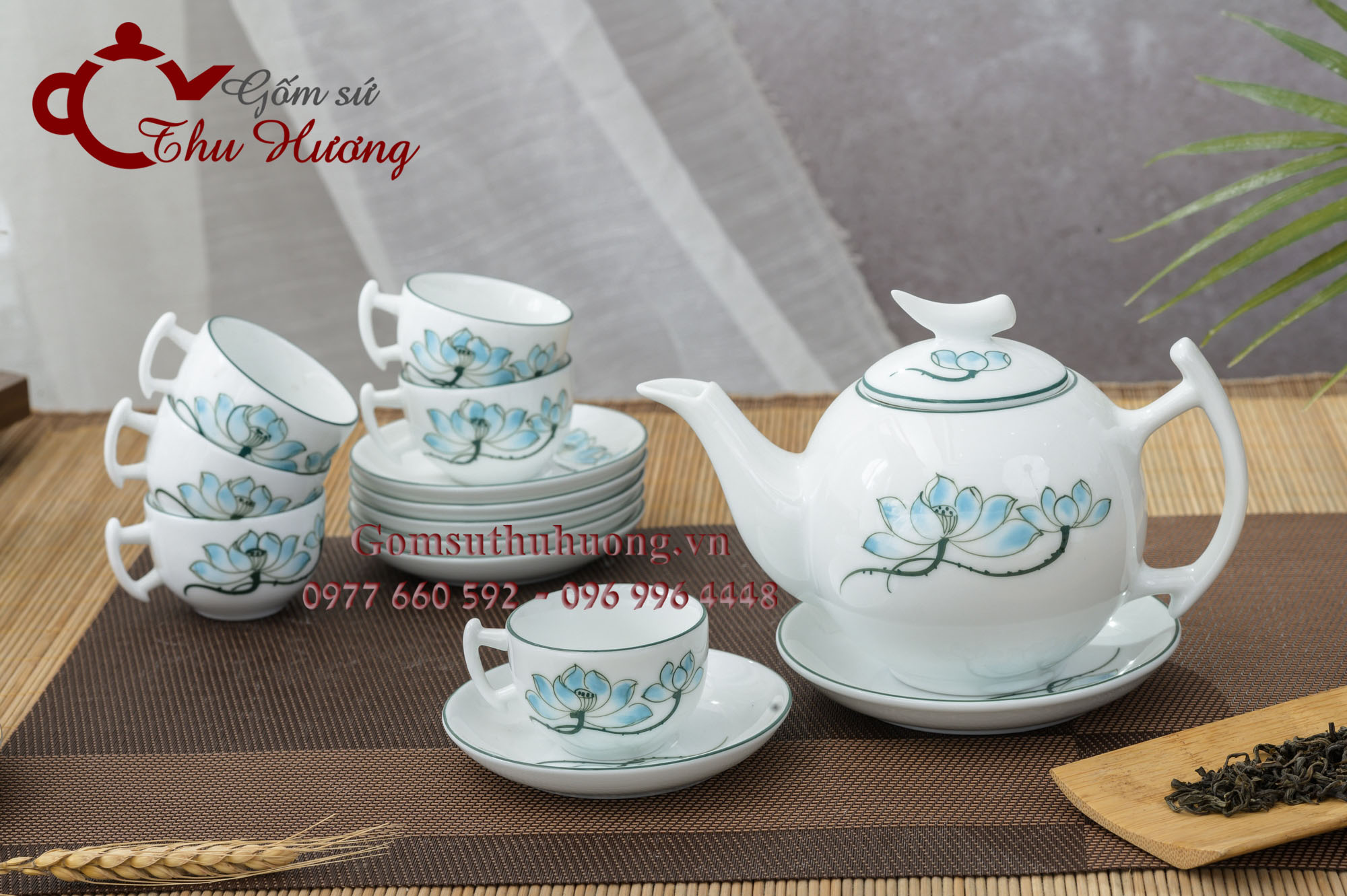 Bộ ấm chén bát tràng bưởi cành hoa sen vẽ tay - trung hanh bat trang ceramics