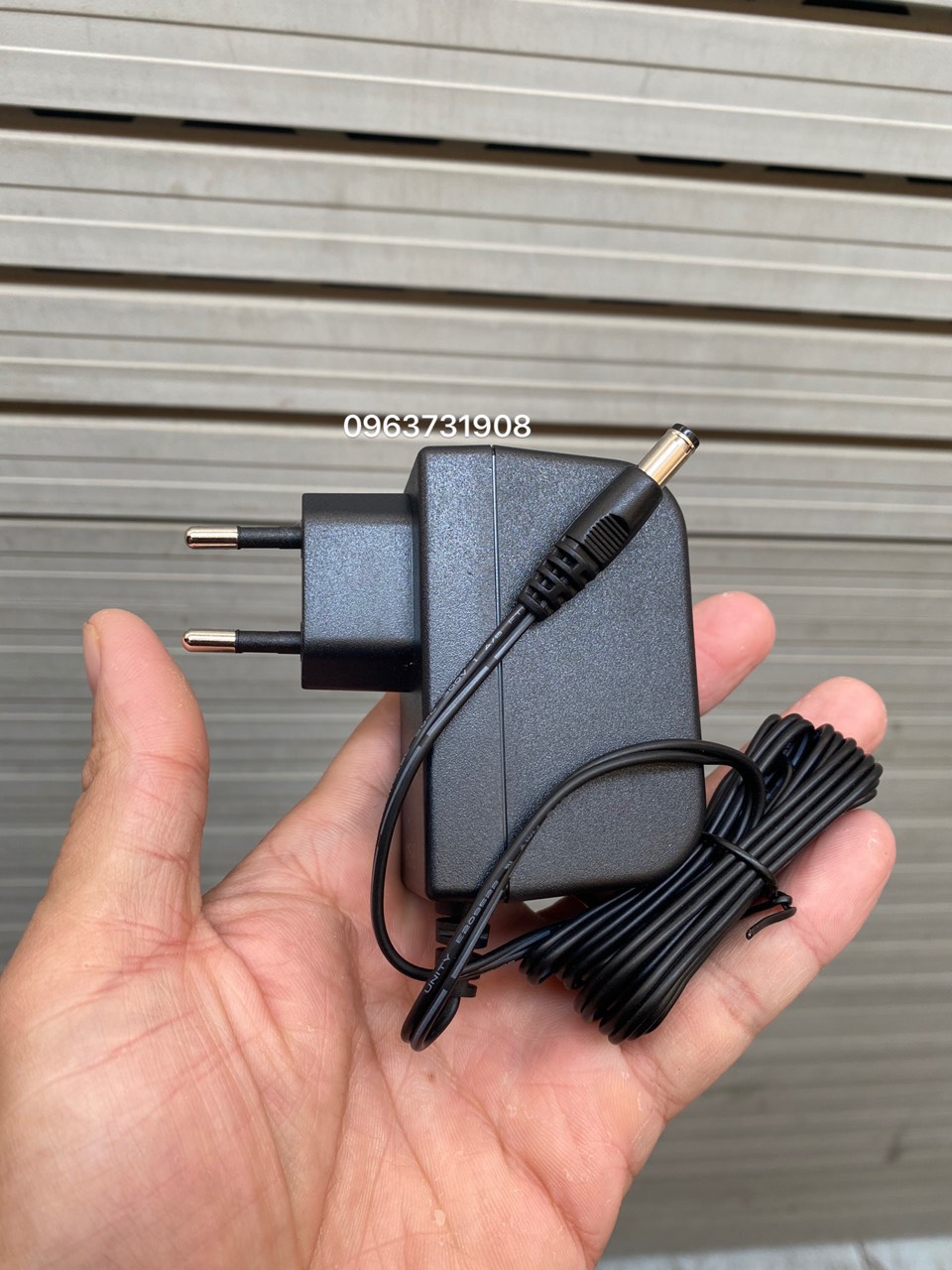 Bộ nguồn 9V 1A loại cao cấp