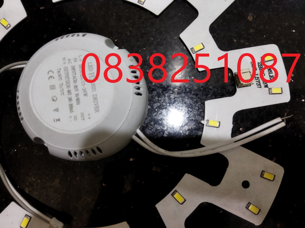 Bóng vòng led ốp trần 18W