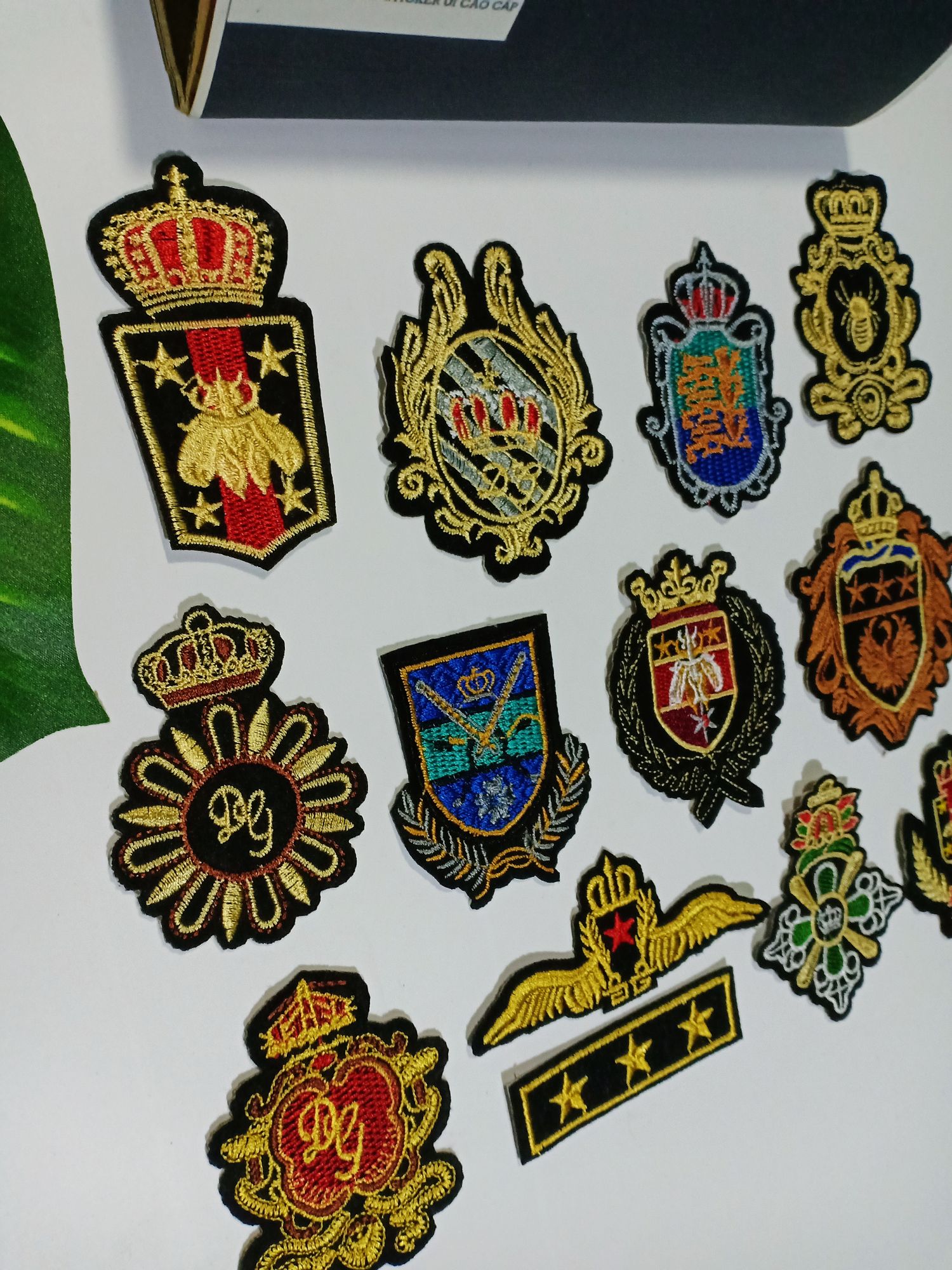 Bộ 5 Sticker Huy Hiệu Thêu Ủi Cao Cấp (Ảnh Thực Tế 100%)