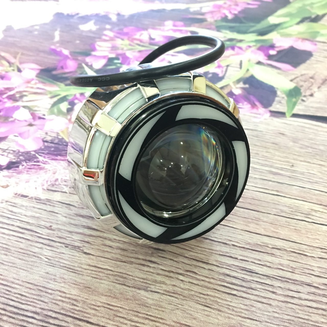 Đèn bi 7 màu gắn xe máy ,