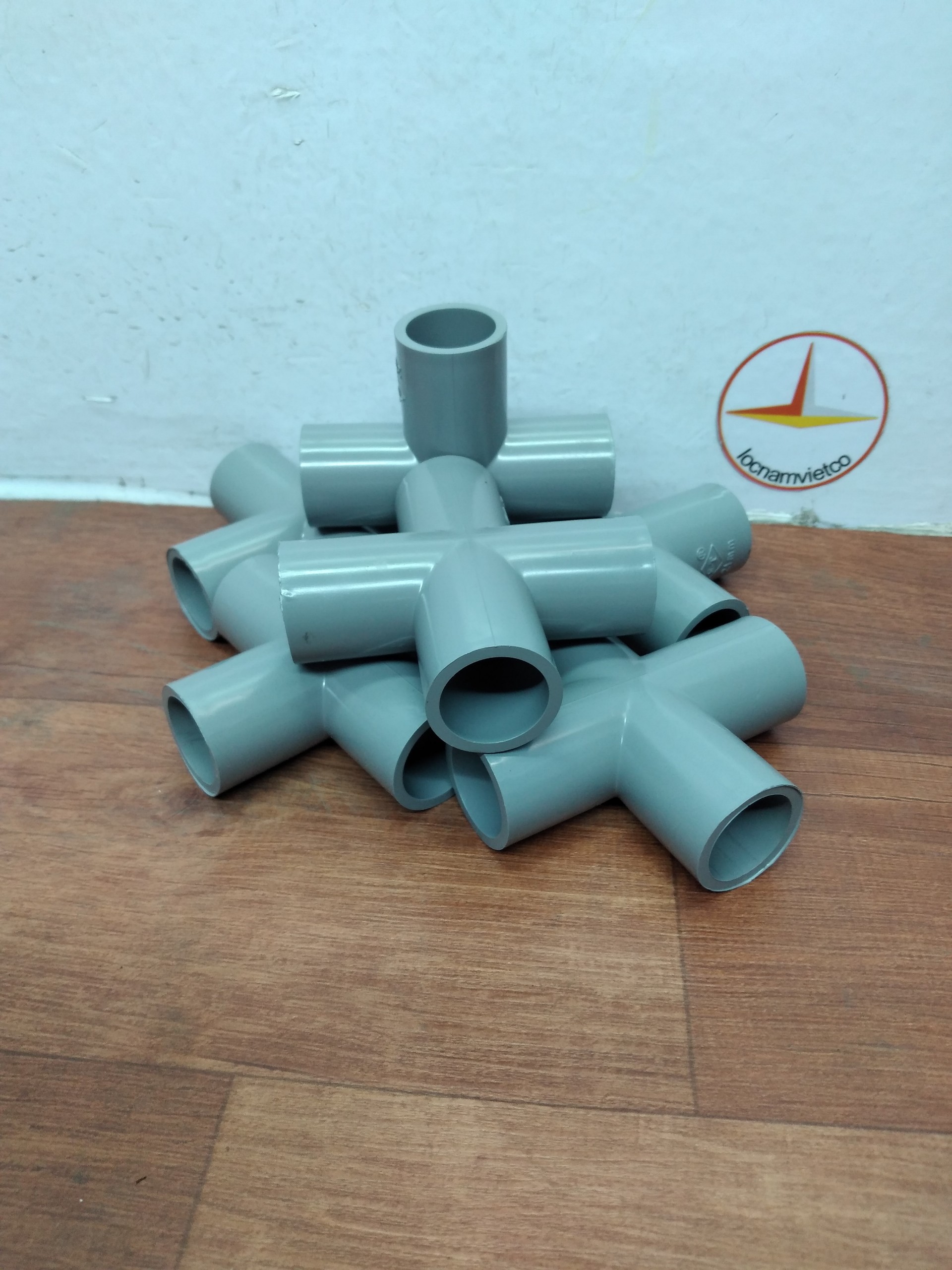 Chữ thập( dấu cộng ) PVC phi 21