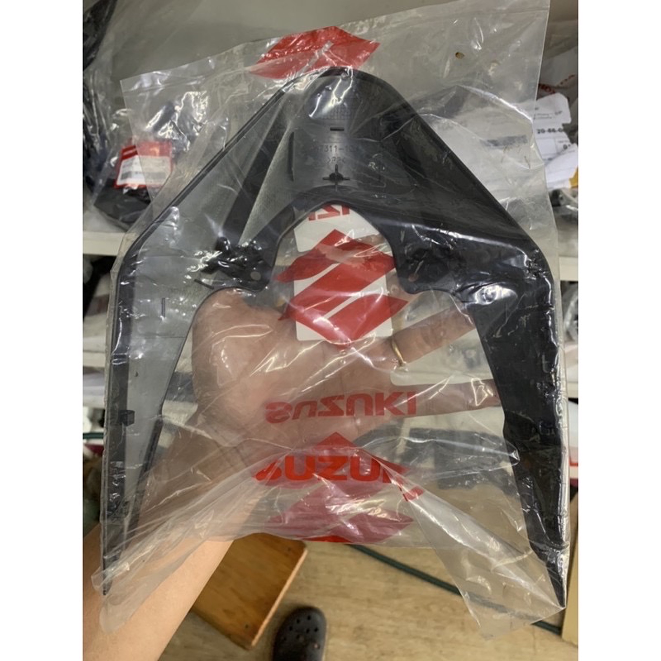 Mu rùa ốp đuôi suzuki satria fi/ raider fi