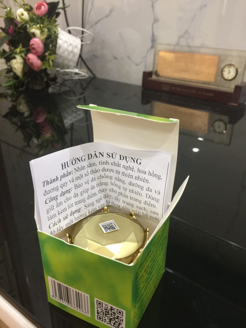 Kem gia truyền hoàng cung (ban ngày)