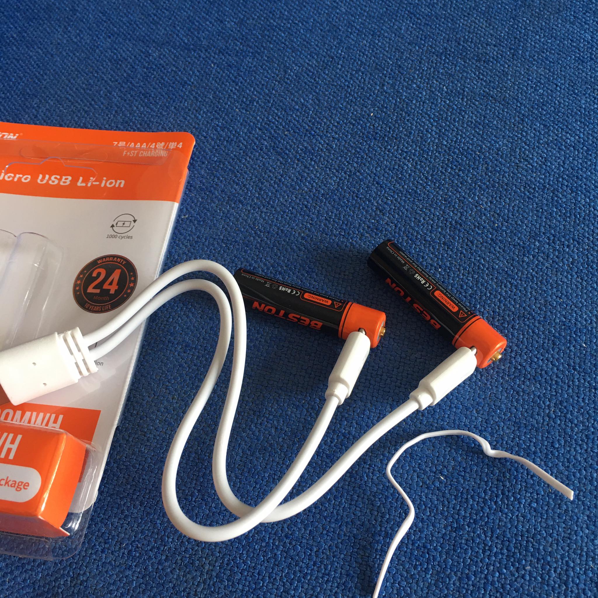 Vỉ 2 viên Pin sạc AAA Beston 1.5V Dung lượng cao 1000mWh Pin đũa 3A Sạc nhanh trực tiếp bằng cổng micro USB