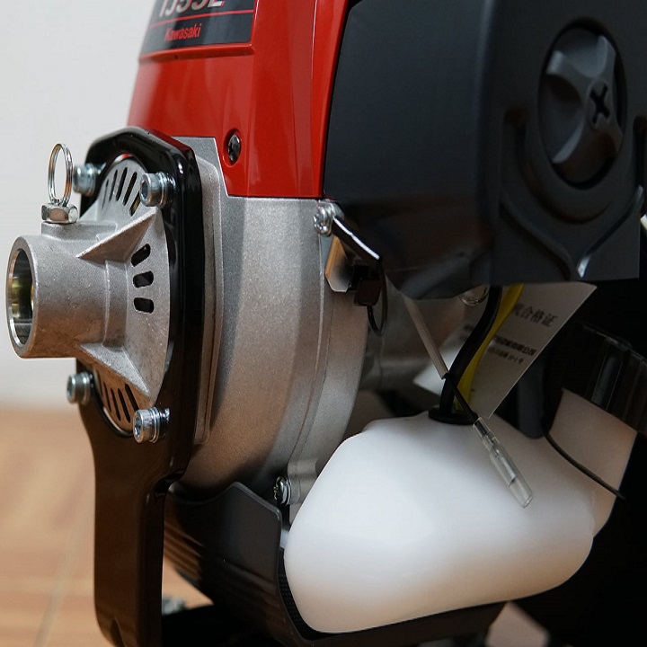 Máy Cắt Cỏ 2 Thì Kawasaki TJ53E Cần Mềm