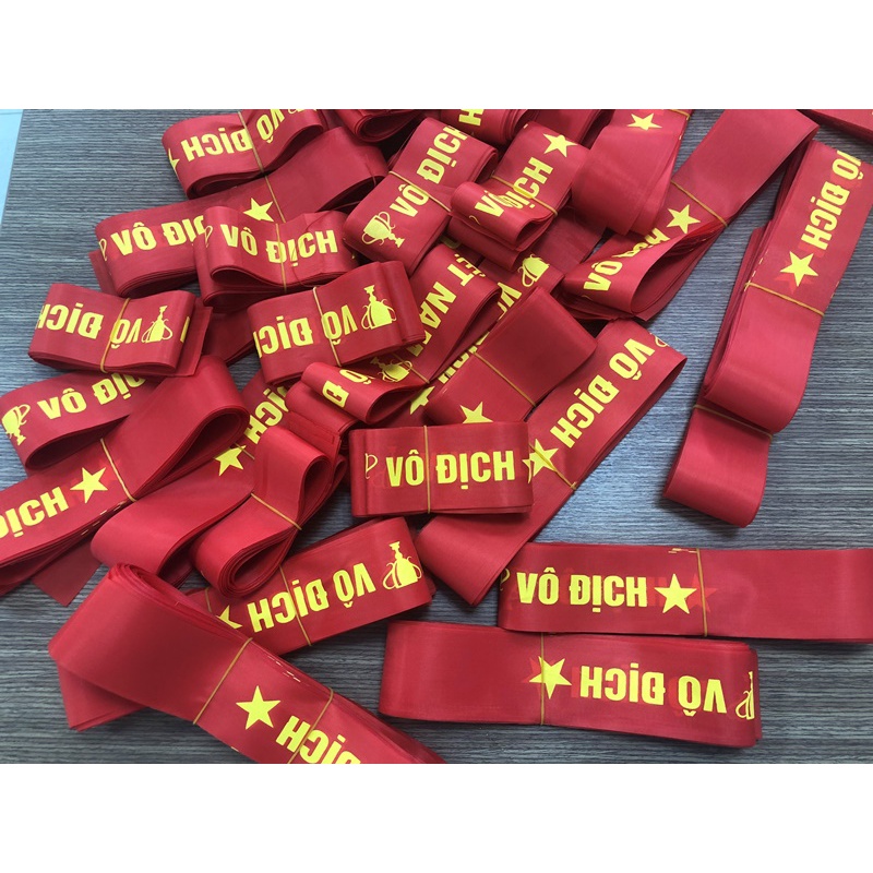 Băng rôn cổ động Việt Nam