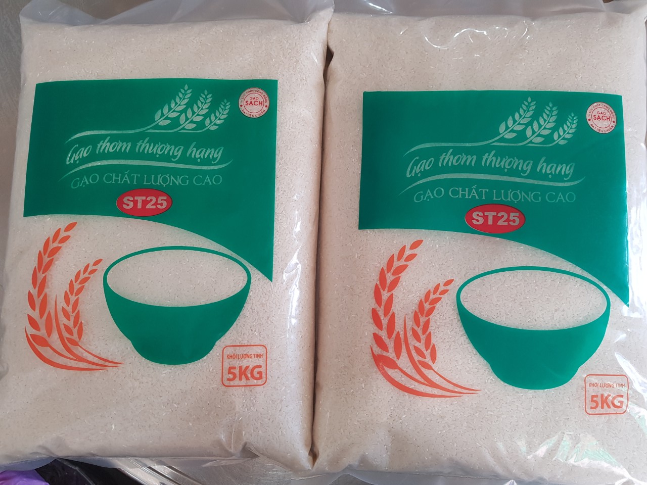 HCMGạo gẫy ST 25 giảm giá 12000 kg túi 5kg - gạo thơm st25