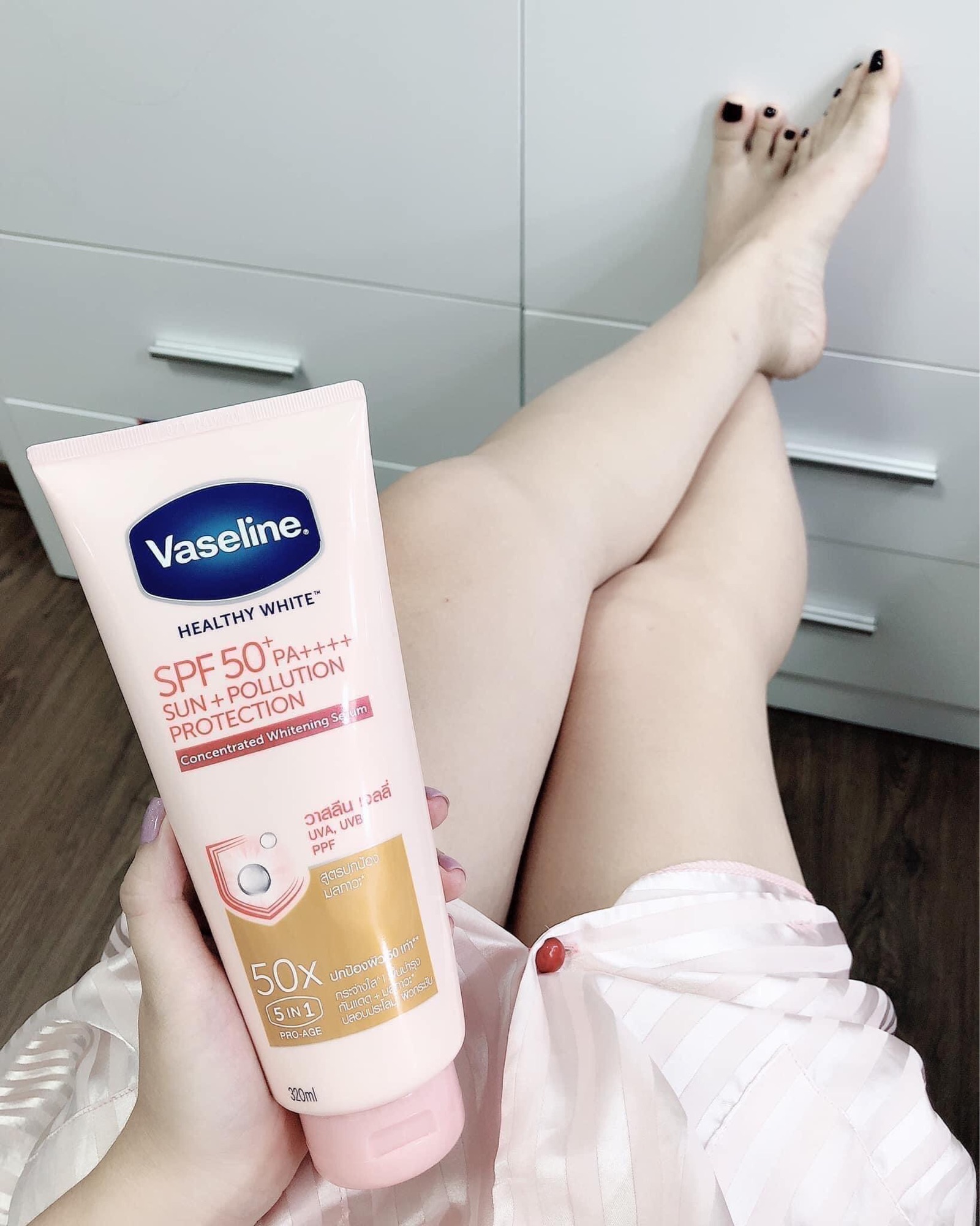 Sữa dưỡng thể lotion vaseline 50x Thái Lan 320ml[Chính Hãng]