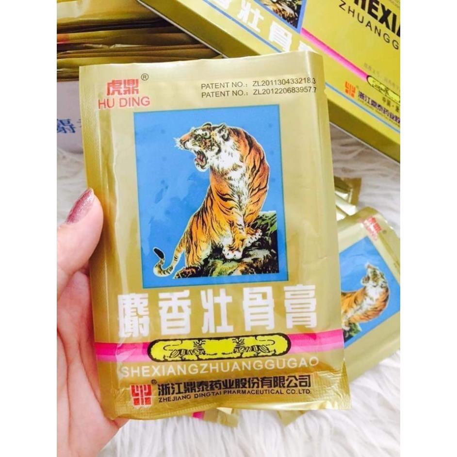 Bịch Cao Dán Con Cọp ( Cao Tráng Cốt Chỉ Thống Xạ Hương )