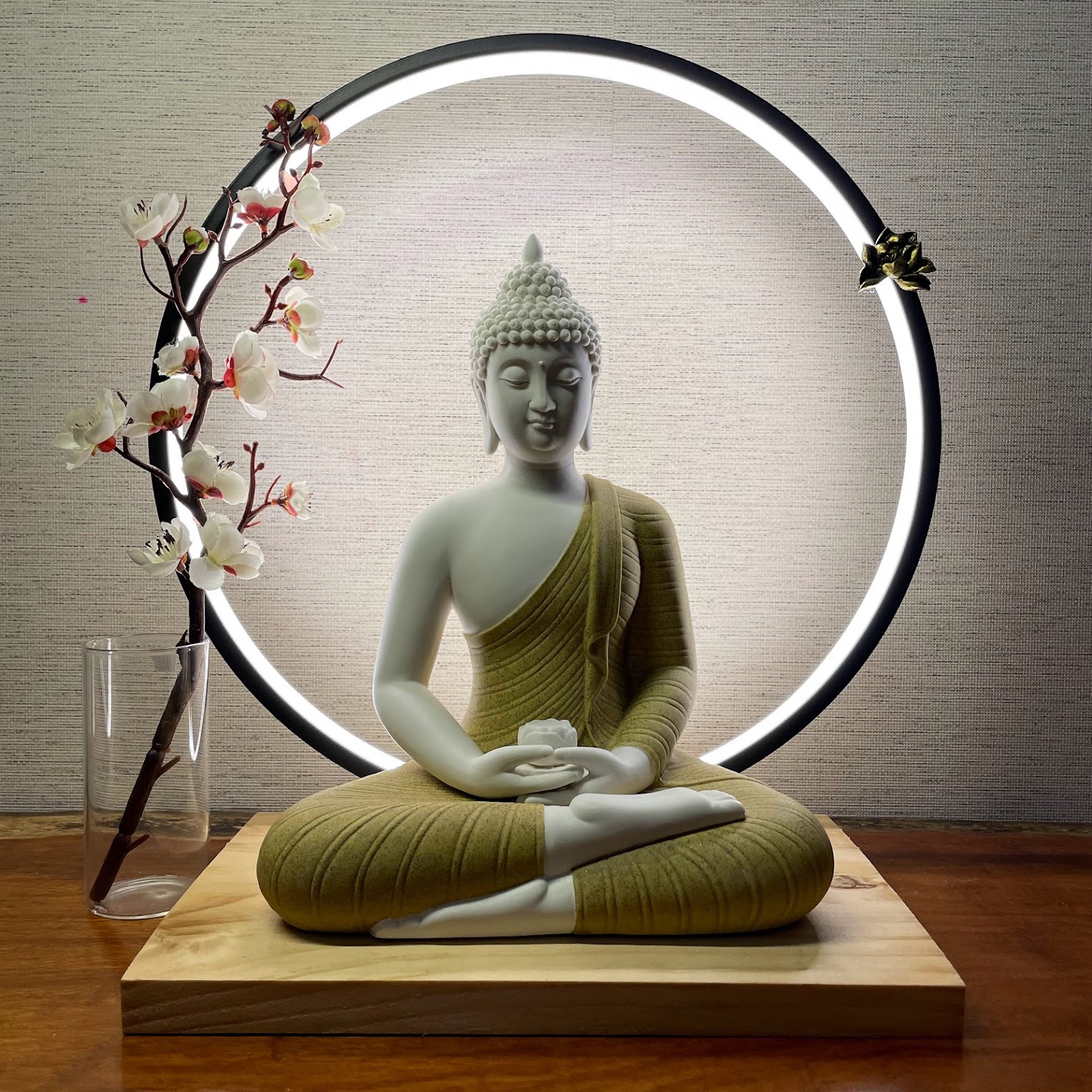[HCM]Tượng Phật Thích Ca Gốm tử sa Và đèn LED