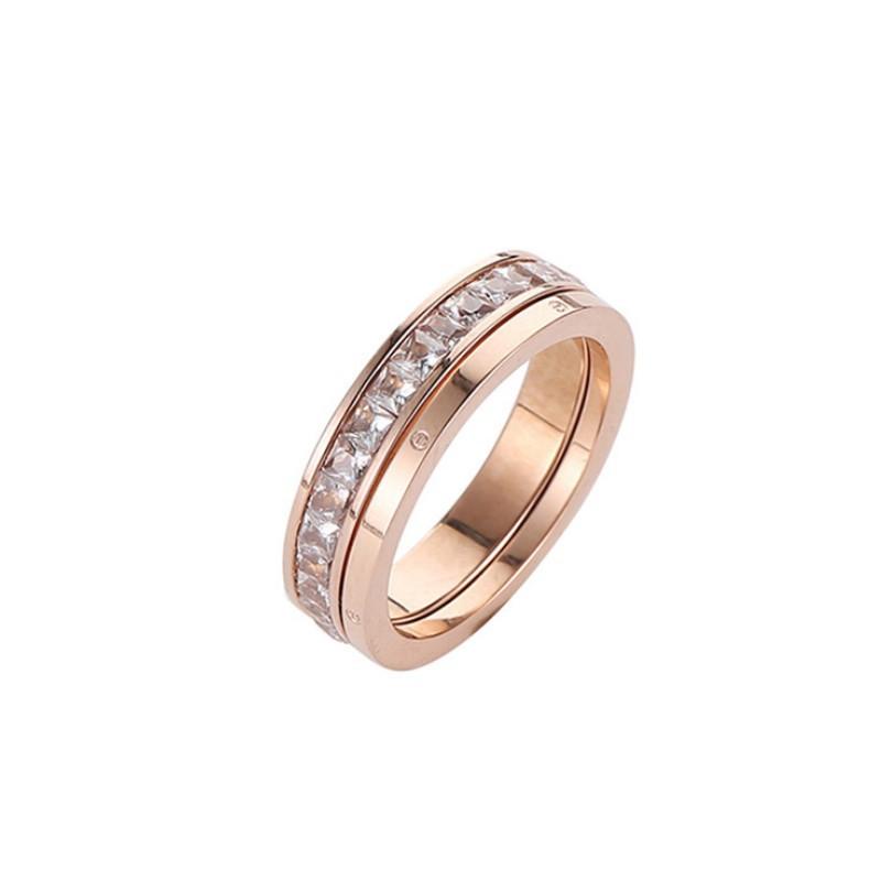 Bộ 2 Nhẫn Nữ Đính Đá Titan Không Đen TT 2277