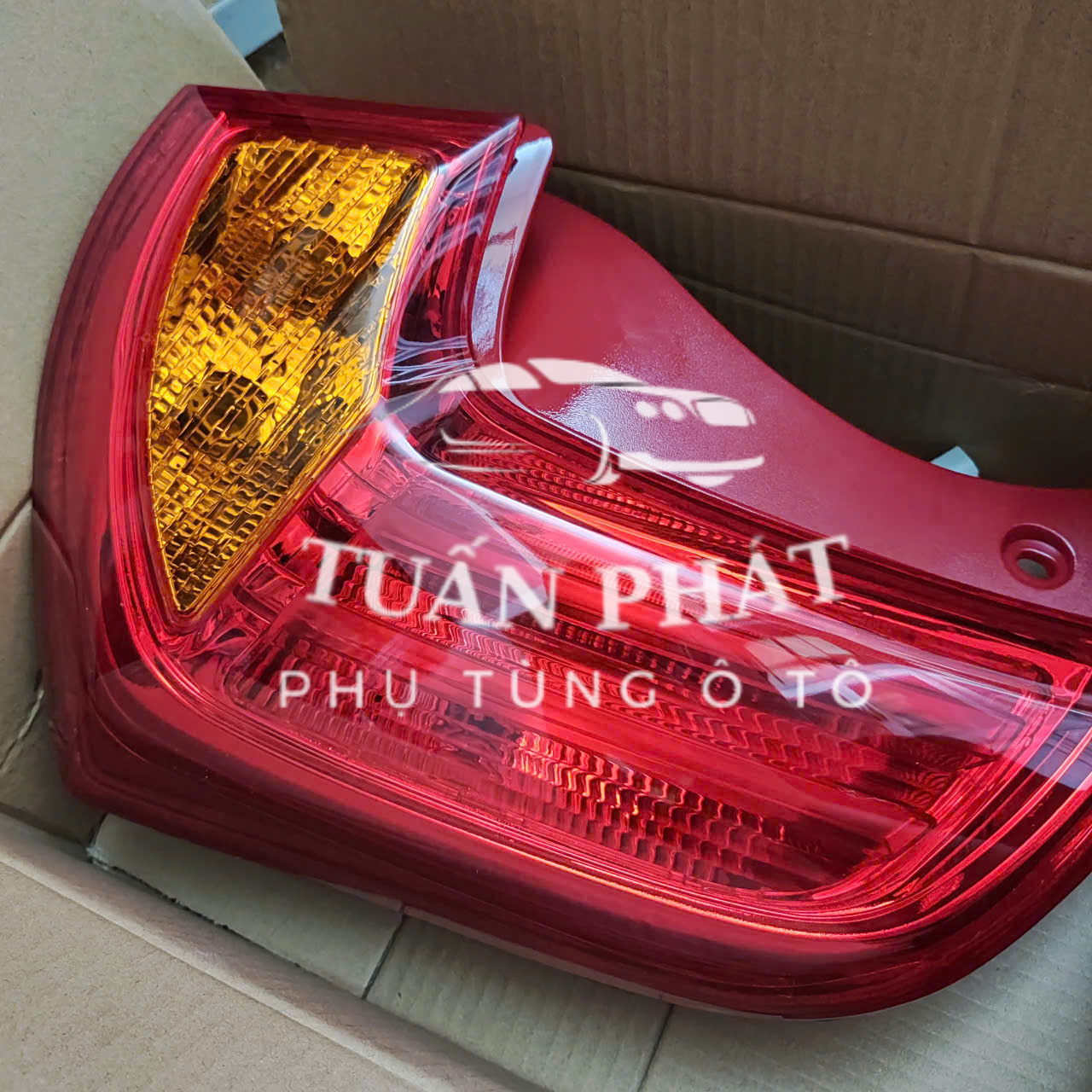 Đèn Hậu Kia Morning 2012-2019 Giả LED