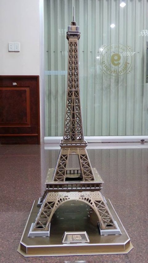 Mô hình giấy 3D CubicFun - Tháp Eiffel - Pháp