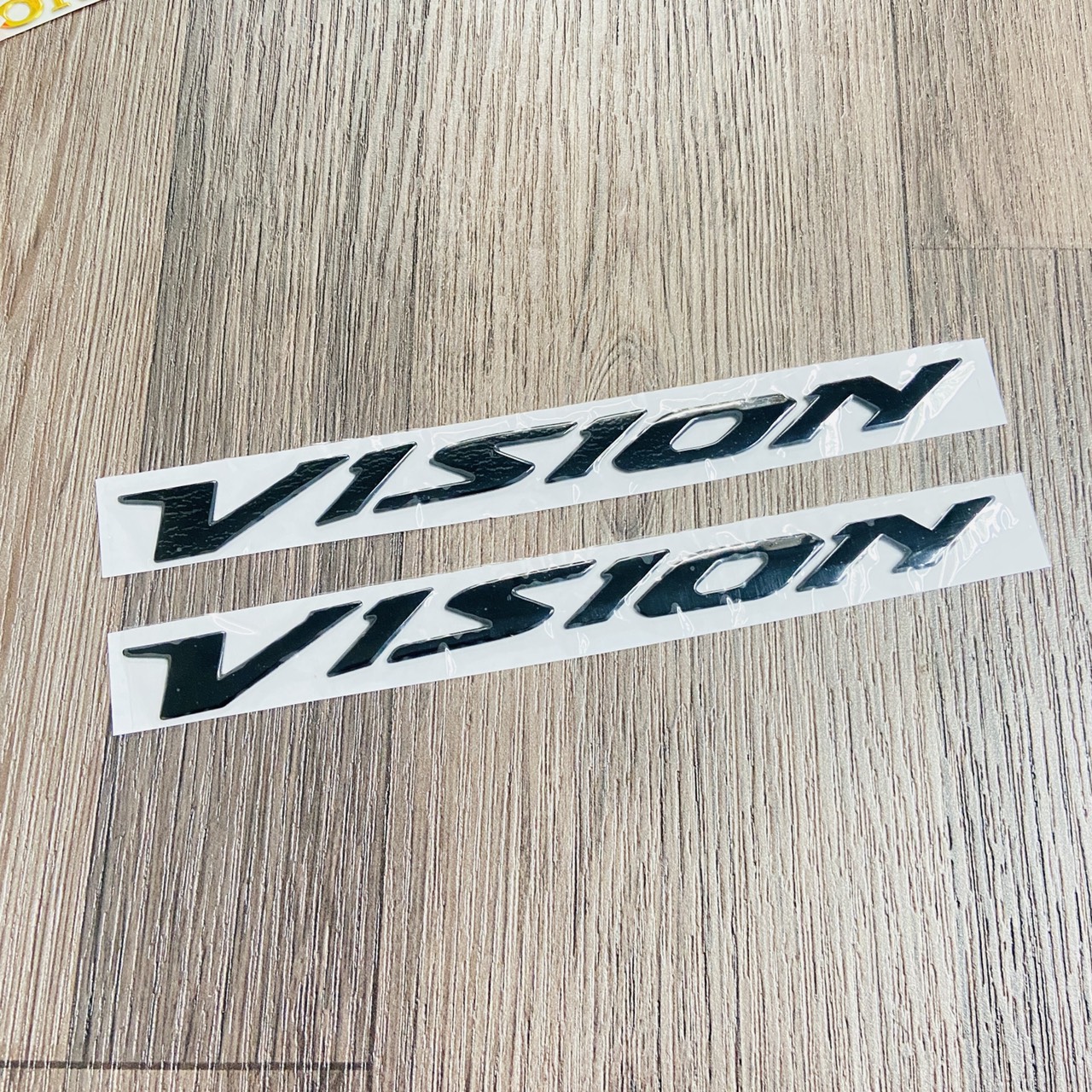 Tem chữ xe vision, tem dán xe vision nhựa dẻo nổi cao cấp như tem zin