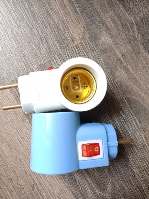 Đuôi liền phích có công tắc SOPOKA