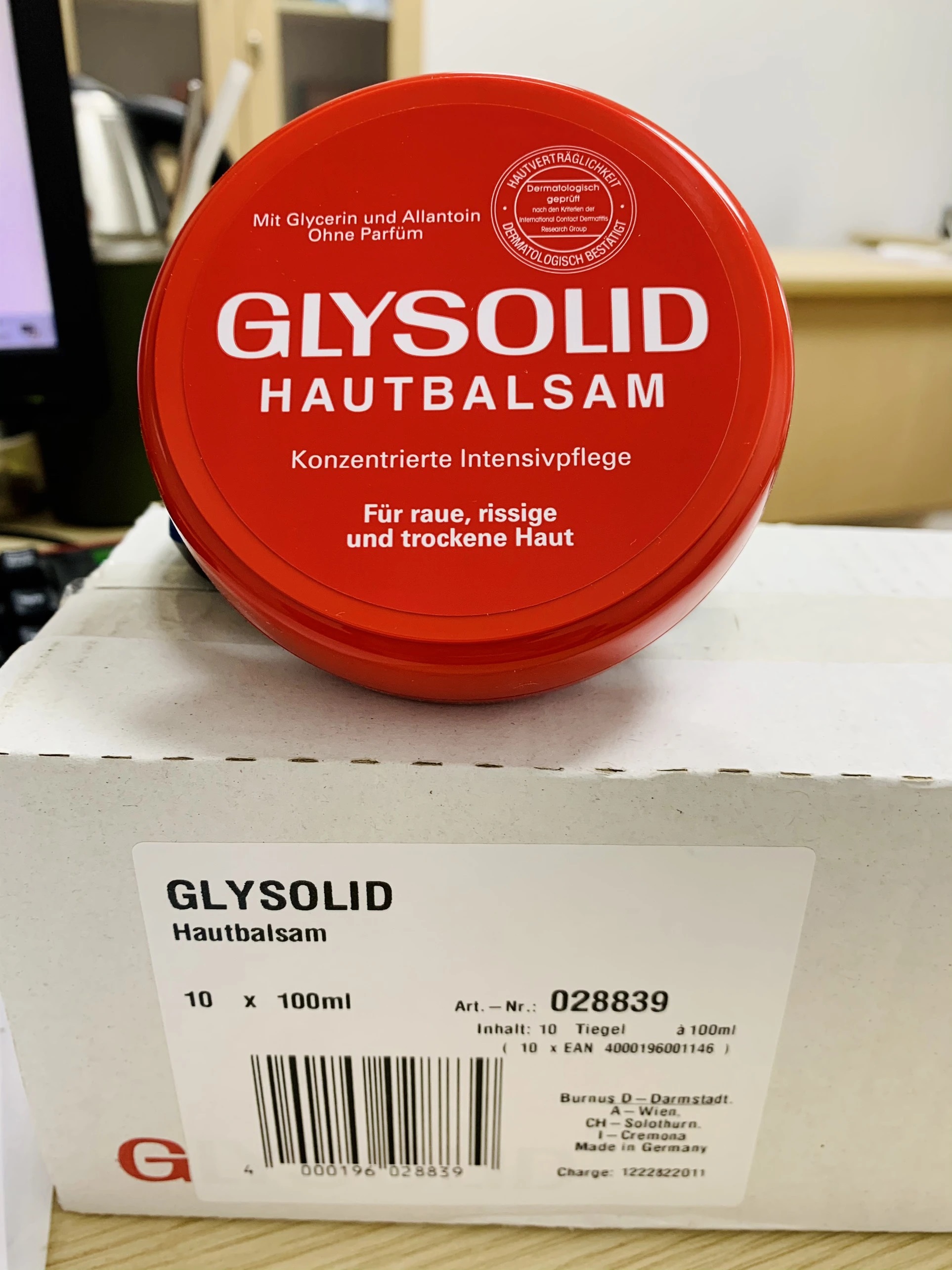 Kem bôi nẻ gót chân Glysolid Hautbalsam, 100ml