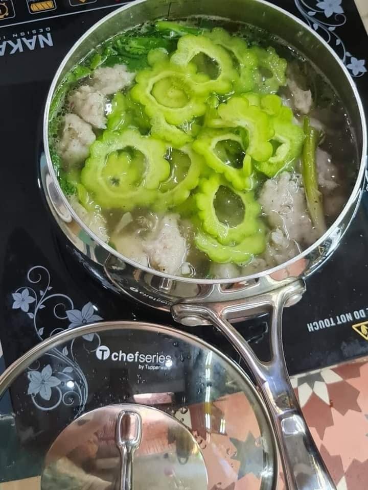 Nồi Tupperware - T Chef Series Saucepan 2.4L (nắp kính)