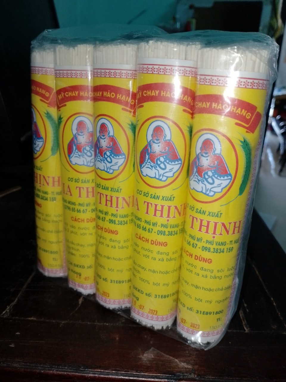 10 ống mì phật gia thịnh