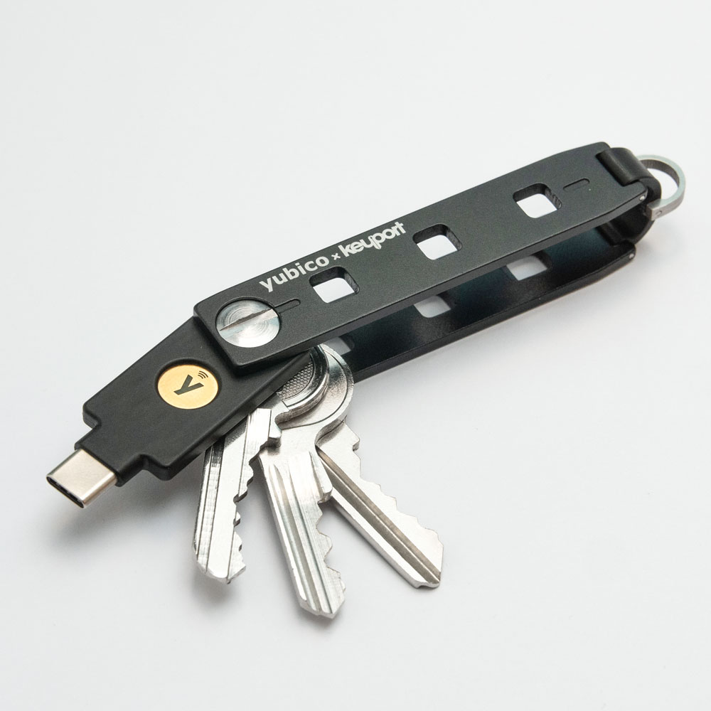 AUTHENTIC YubiKey 5C NFC