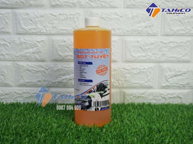 Dung dịch rửa xe bọt tuyết Ventek chai 1 lít