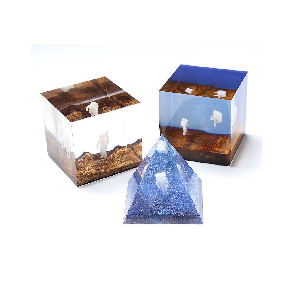 Mô hình phi hành gia 3D trang trí làm handmade và làm Epoxy resin