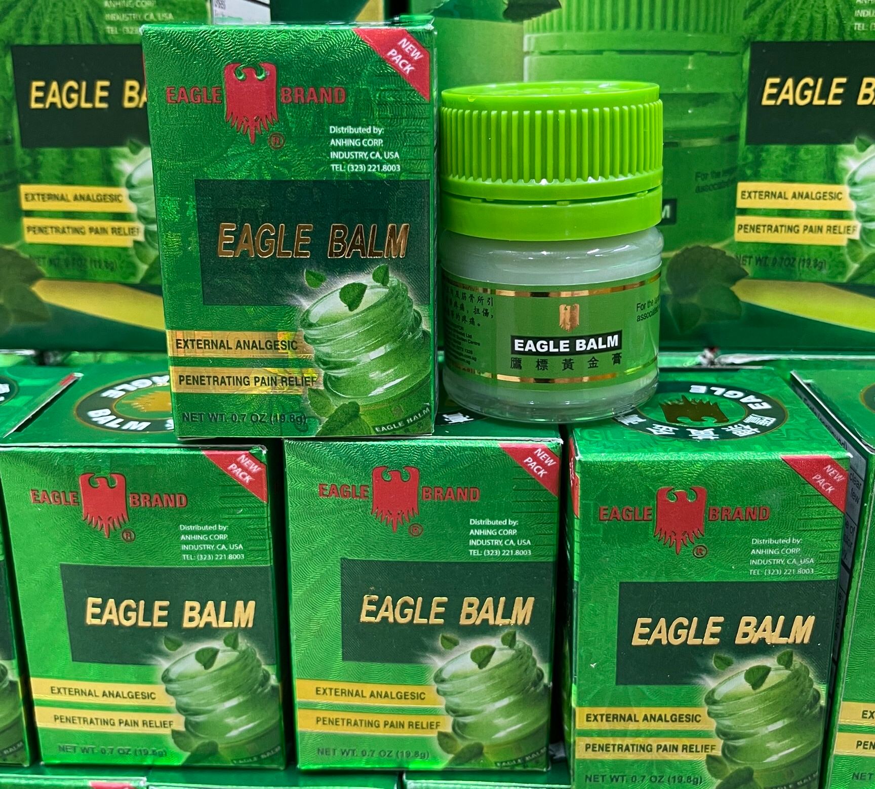 Dầu Cù Là con Ó Eagle Balm Eagle Brand 19,8g của Mỹ [USA]