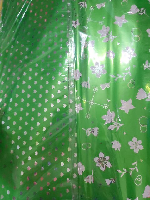 Combo 10 Tờ Giấy Kiếng Gói Quà 50X70Cm