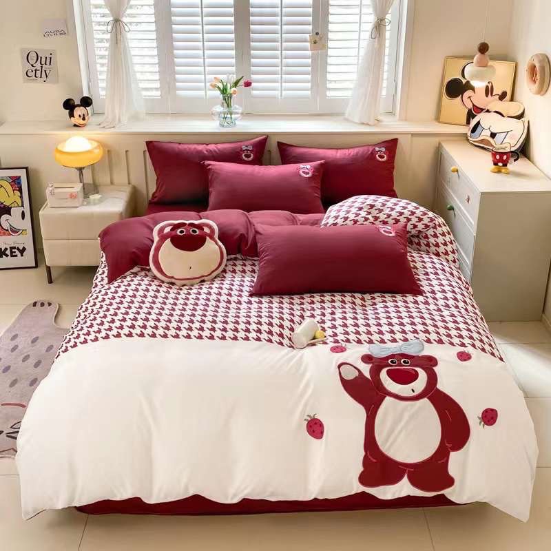 Set 5 Món Vỏ Chăn Ga Gối Phi Lụa Mickey Mouse Hàng Nhập Khẩu