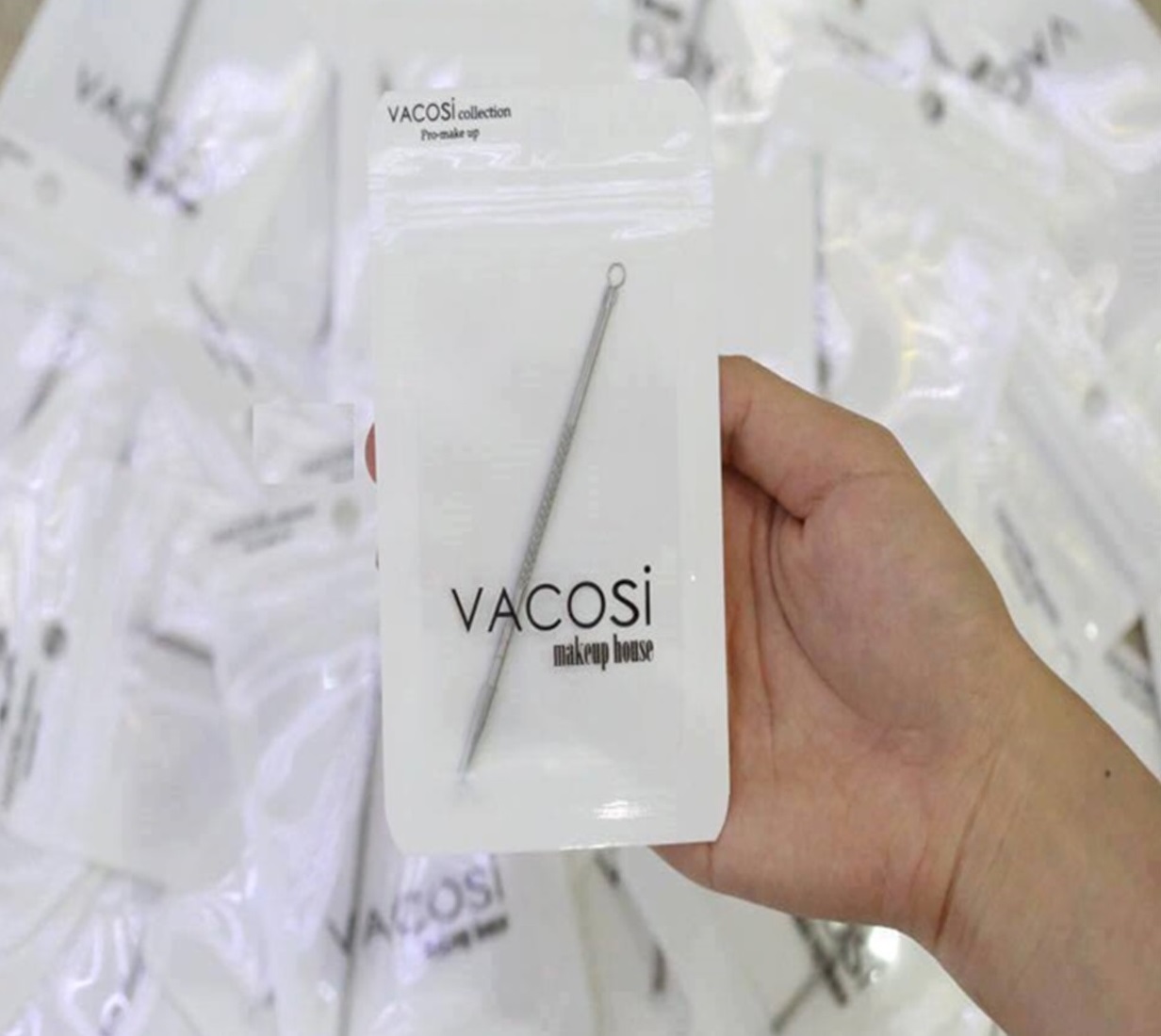 Cây Nặn Mụn 2 Đầu Vacosi (1 cái/túi)