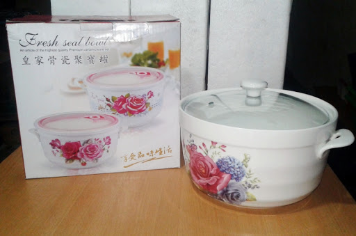 TÔ SỨ - THỐ SỨ NẮP KÍNH 18CM
