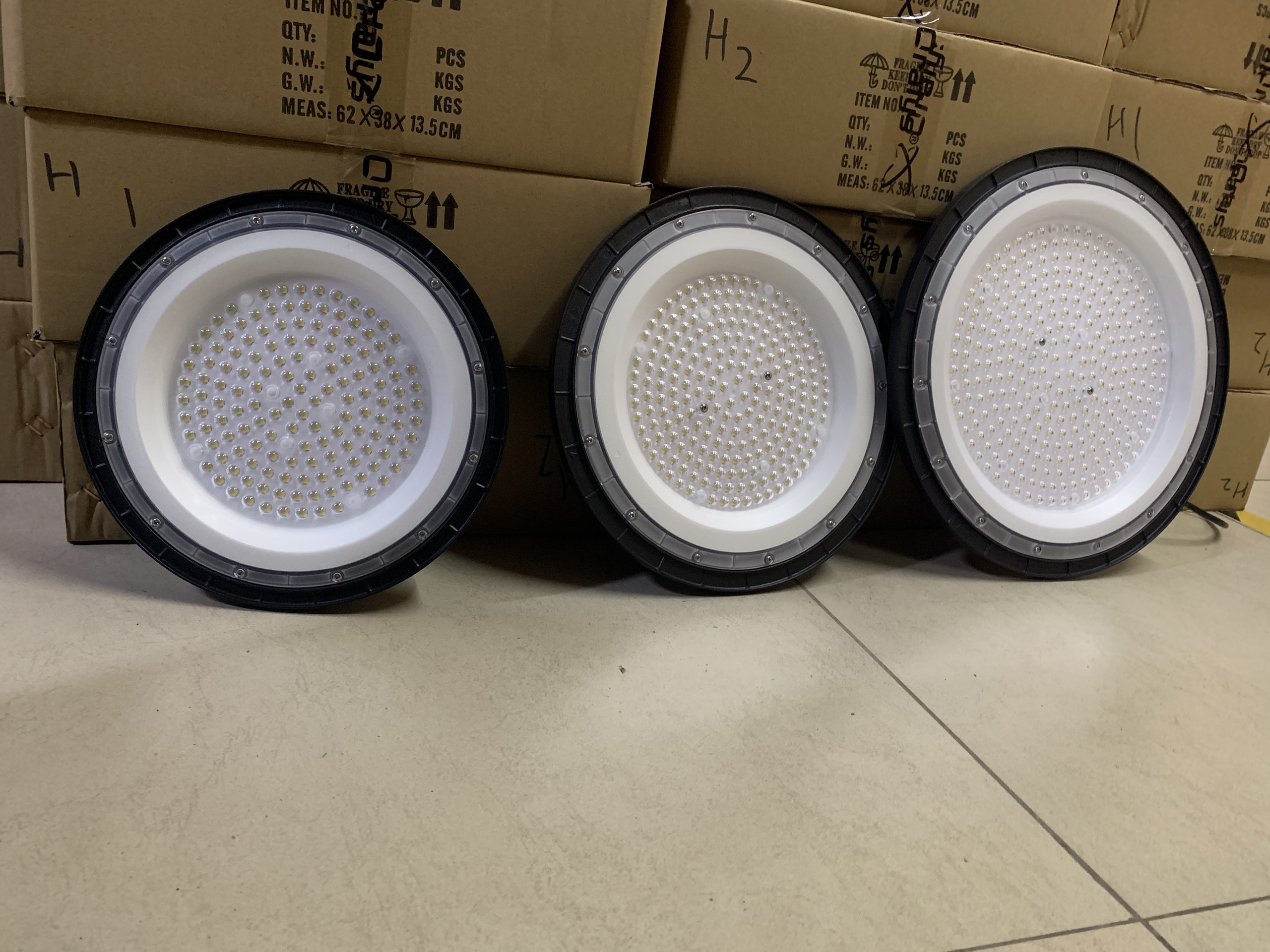 Đèn Led Nhà Xưởng Highbay UFO 100W