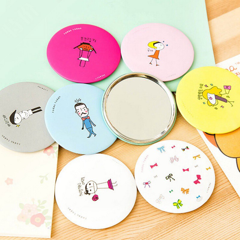 Gương mini cầm tay phong cách Hàn Quốc (Mẫu Ngẫu Nhiên)