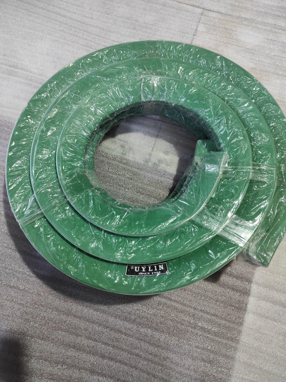 Cao Su Uy Lin 4 Cạnh Việt Nam [ Cạnh Băng Bida ]