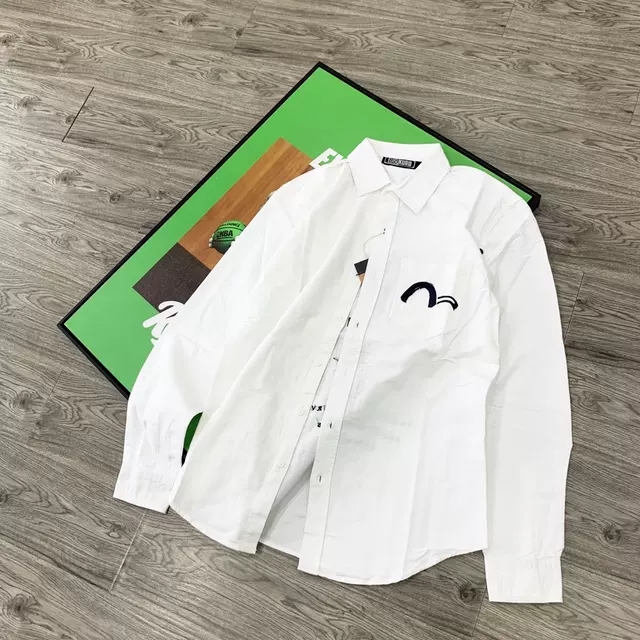 [HCM]ÁO SƠ MI NAM PHOM DÁNG HÀN PHỐI HỌA TIẾT CHỮ CHUẨN SOÁI CA