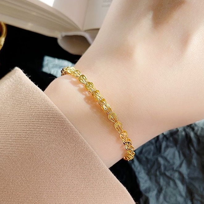 High quality curved stone bracelet - V1853 Juri Shop - Premium silver core material - Commitment is not black, no allergies