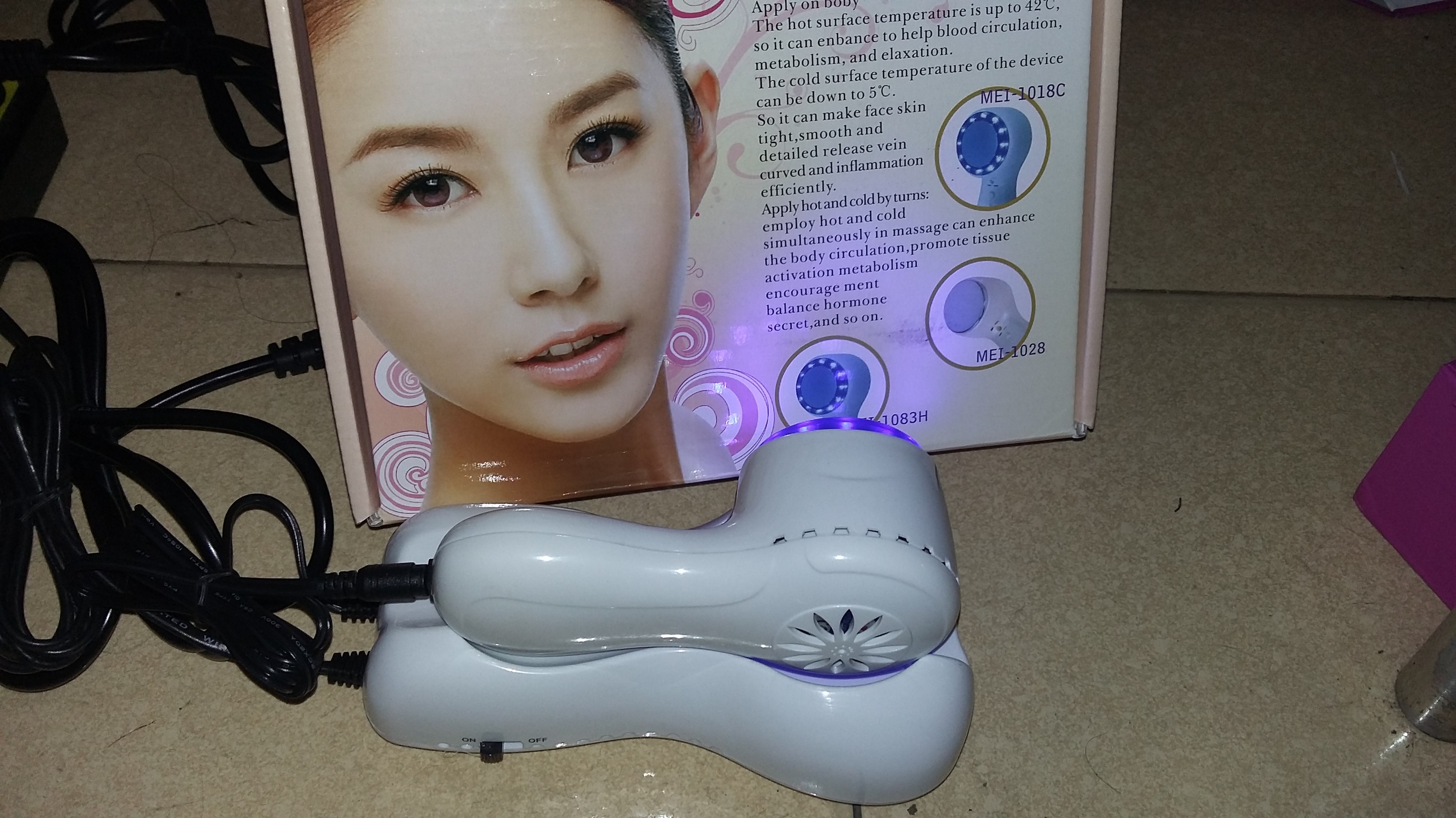Búa Lạnh Di Dưỡng Chất Làm Dịu Da