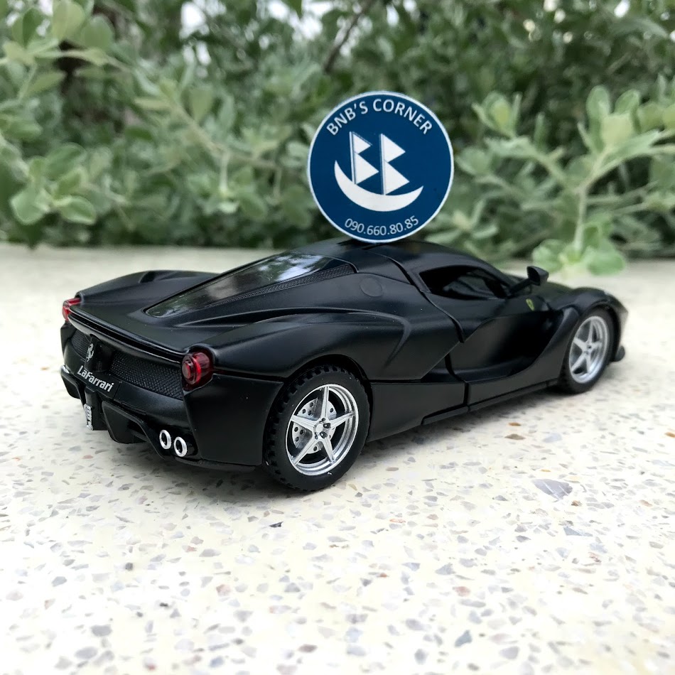 [BNB's Corner] Xe mô hình Ferrari LaFerrari màu đen mờ tỷ lệ 1:32